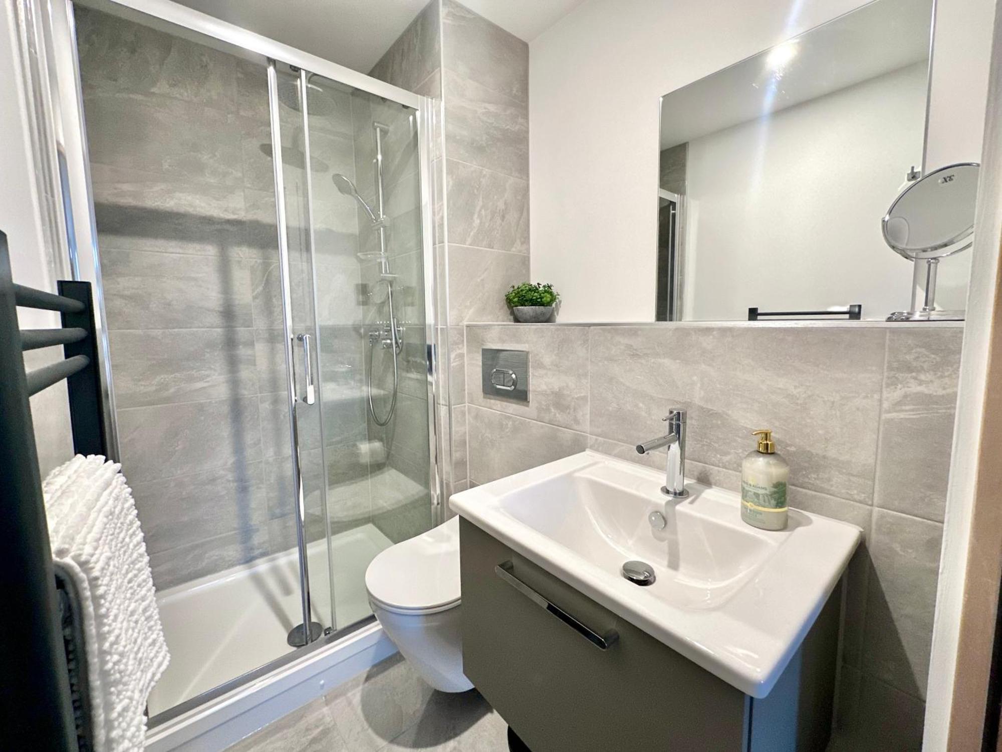 38 With Minster Views, Parking And Gym * York